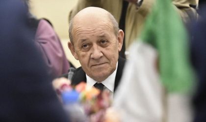 Le président français dépêche son ministre des Affaires étrangères ce mercredi à Alger
