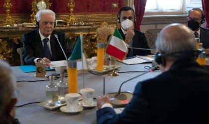 Une visite-éclair des présidents italien et algérien à Naples