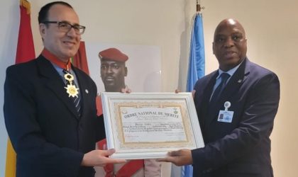 Le diplomate algérien Mourad Ahmia décoré de la plus haute distinction de la République de Guinée