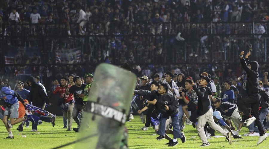 Indonésie : 125 morts lors d’un derby sportif