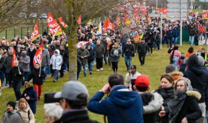 Immense foule lors de manifestations du 1er mai partout en France