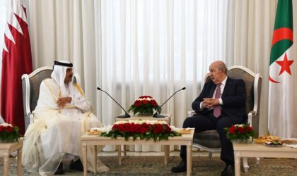 Le président de la République reçoit Cheikh Hamad Ben Khalifa Al-Thani