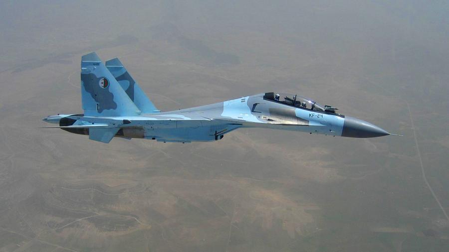 SU-30 rejet ferme