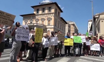 Sit-in à Rome contre la logique de guerre au Niger