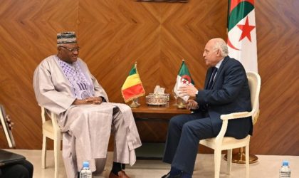 Le ministre des Affaires étrangères convoque l’ambassadeur du Mali à Alger