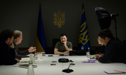Comment le cadavre politique Zelensky prépare la capitulation de l’Ukraine