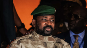 Abidjan encourage l’opposition malienne à résister face à Assimi Goïta