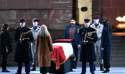 Le pompeux Macron panthéonise en grande pompe le migrant Manouchian