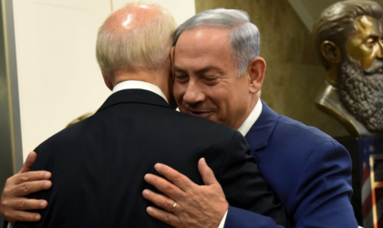 Biden lâche Netanyahou et laisse passer une résolution contre l’entité sioniste