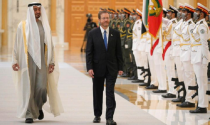 Les Emirats arabes unis suspendent leurs relations diplomatiques avec Israël