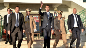 Le fils du roi préside une cérémonie de sortie d’une nouvelle promotion de baisemain