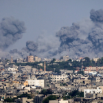 Des dizaines de Palestiniens périssent dans des bombardements israéliens intensifs sur Rafah