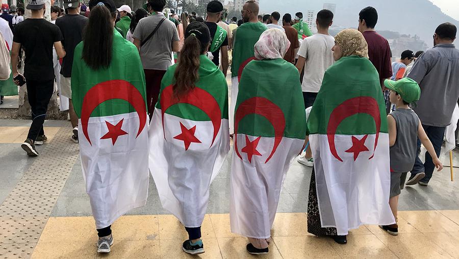 Hirak théories politiques