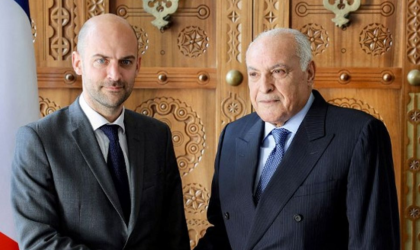 Arrestation arbitraire d’un agent consulaire algérien par la France : l’Algérie promet une riposte