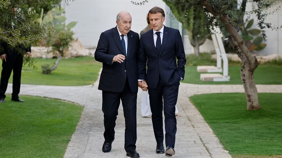 Macron Tebboune
