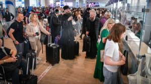 Les Israéliens fuient Israël en masse vers l’Europe et vers des pays arabes du Golfe complices