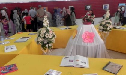 Large participation au salon des arts plastiques pour enfant