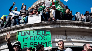 Un seul héros !