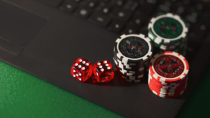 Le marché français des jeux sous pression en raison des nouveaux taux d’imposition – réactions des opérateurs et prévisions des analystes