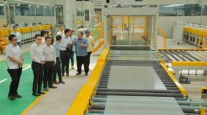 Energies renouvelables : le chinois Kibing Group ambitionne de produire du verre solaire en Algérie